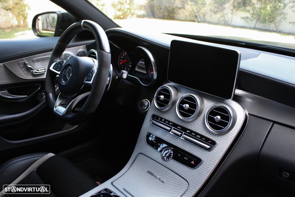 Mercedes-Benz C 63 AMG S - 32