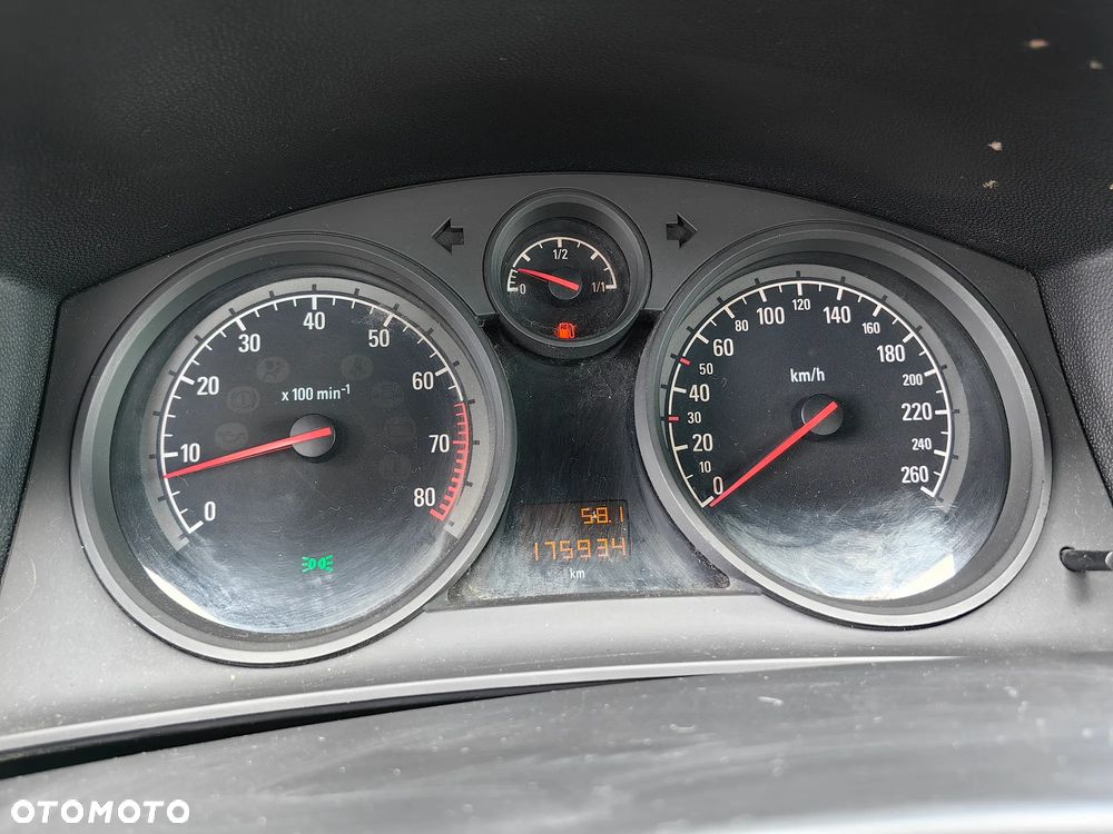 Opel Astra 1.4 Elegance - 21