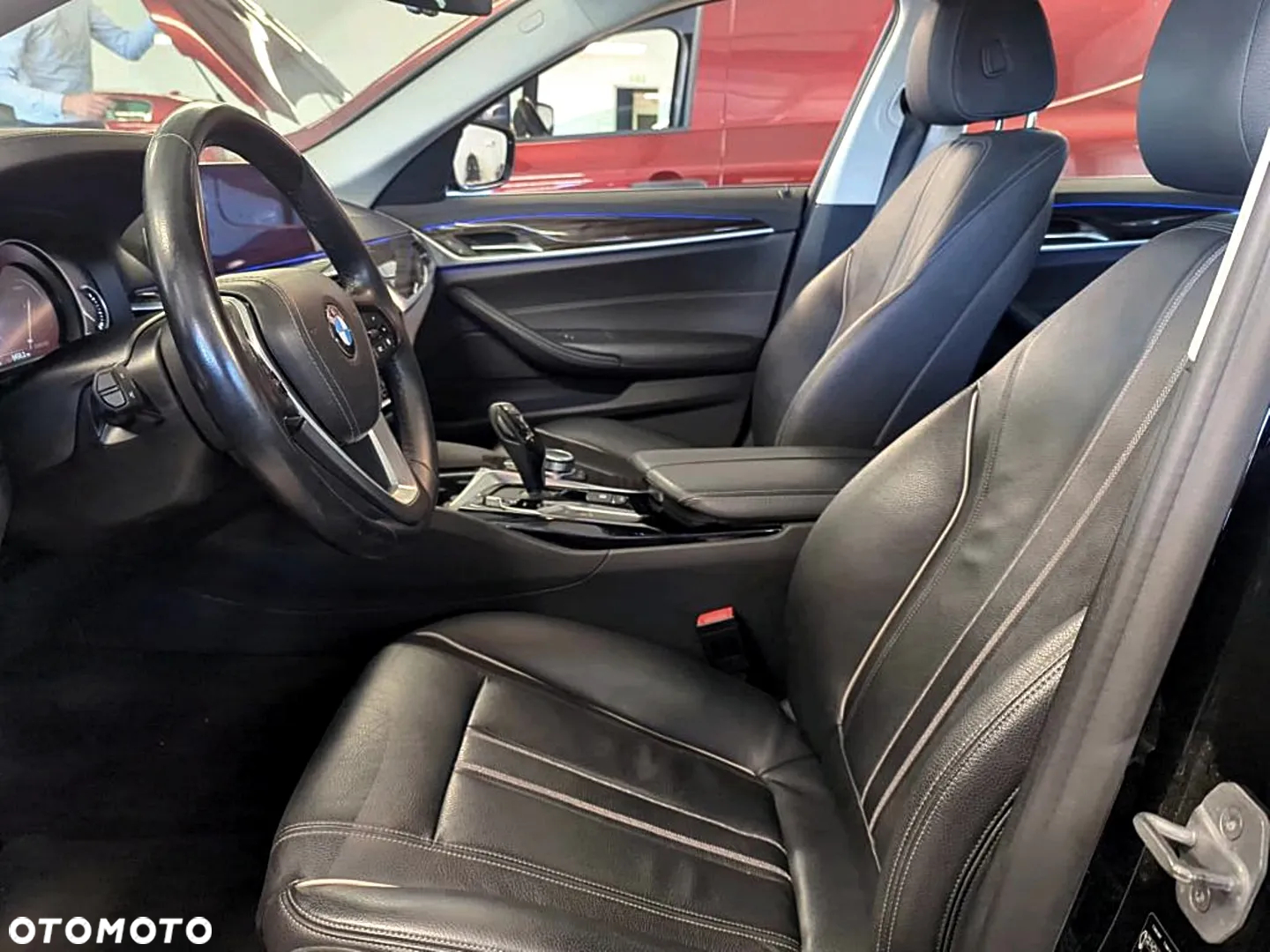 BMW Seria 5 530e xDrive PHEV - 9