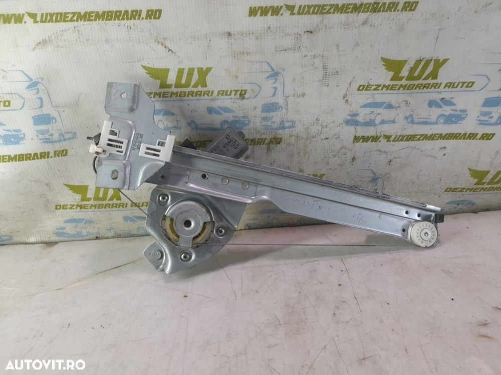 Macara geam dreapta spate 8200733832E Dacia Duster 1 [facelift] [2013 - 3