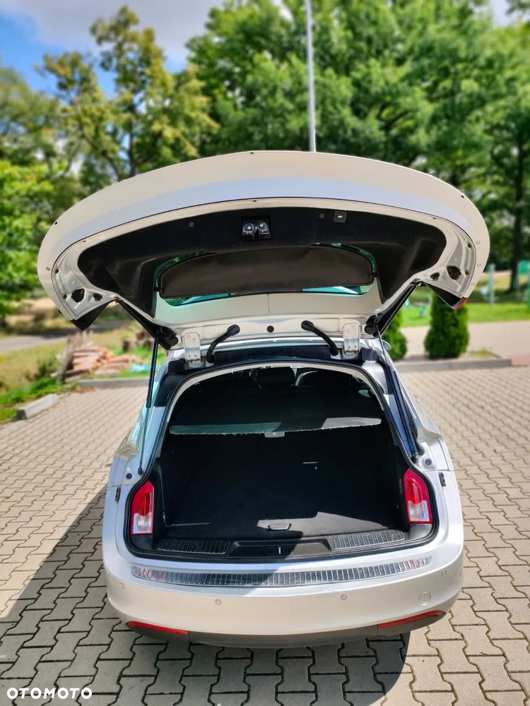 Opel Insignia 2.0 CDTI - 7