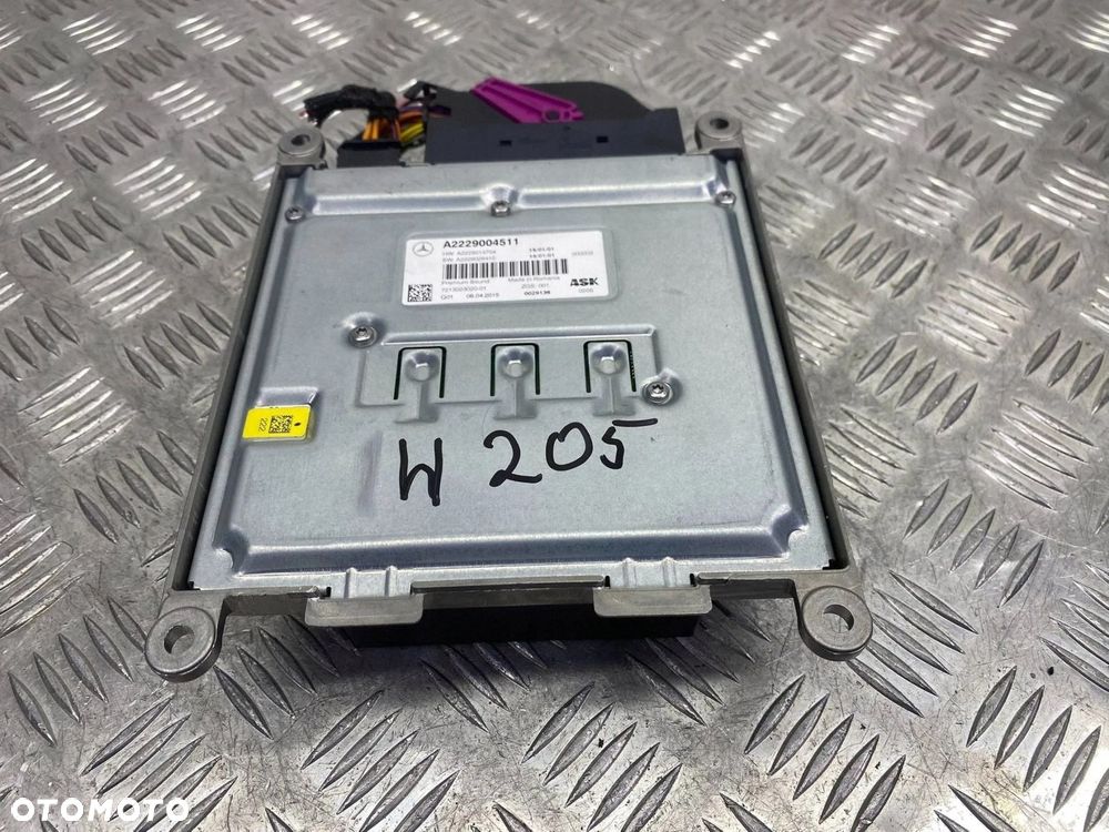 WZMACNIACZ AUDIO BURMESTER MERCEDES C W205 A2229004511 - 10