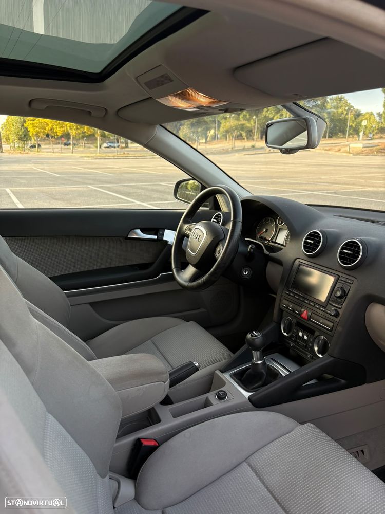 Audi A3 2.0 TDI Attraction - 5