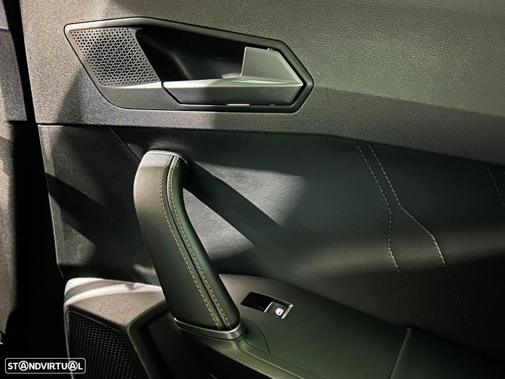 Cupra Formentor 1.4 e-Hybrid DSG VZ - 23