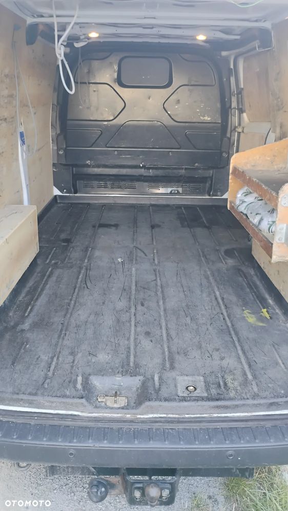 Ford Transit Custom - 19