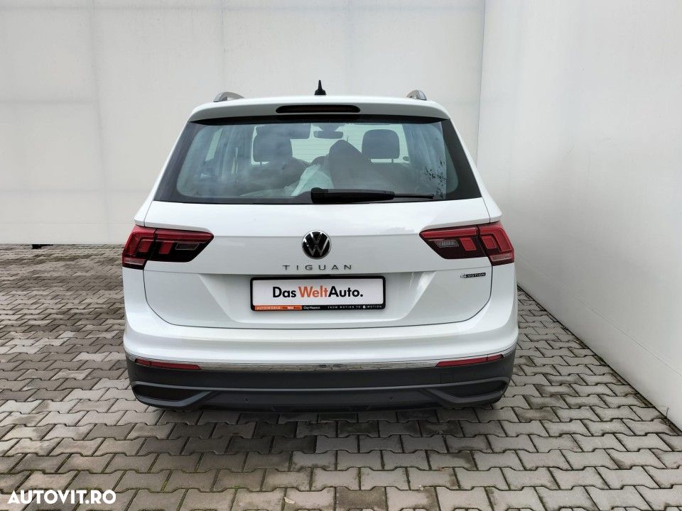 Volkswagen Tiguan - 7