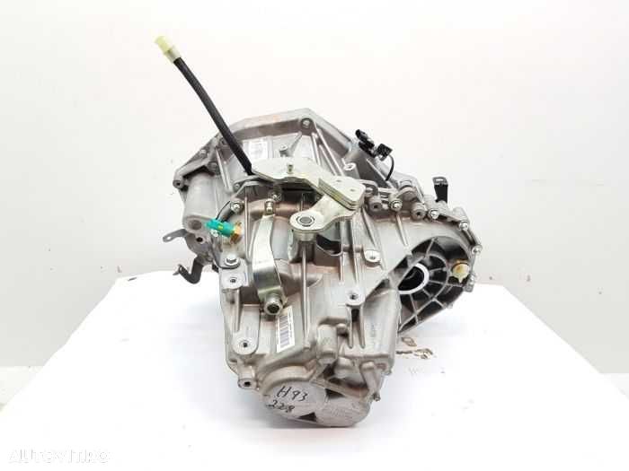 Cutie viteze Dacia Dokker 1.5 Blue DCI; TL4358; 6 Trepte; 2020-2025 - 2