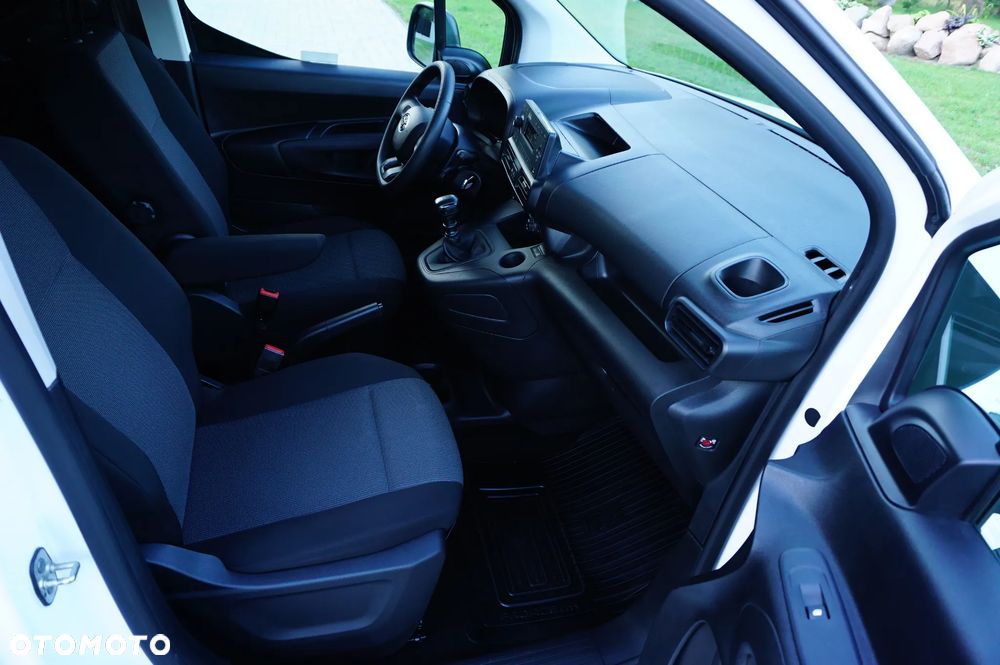 Toyota Proace City Active 110KM - 26