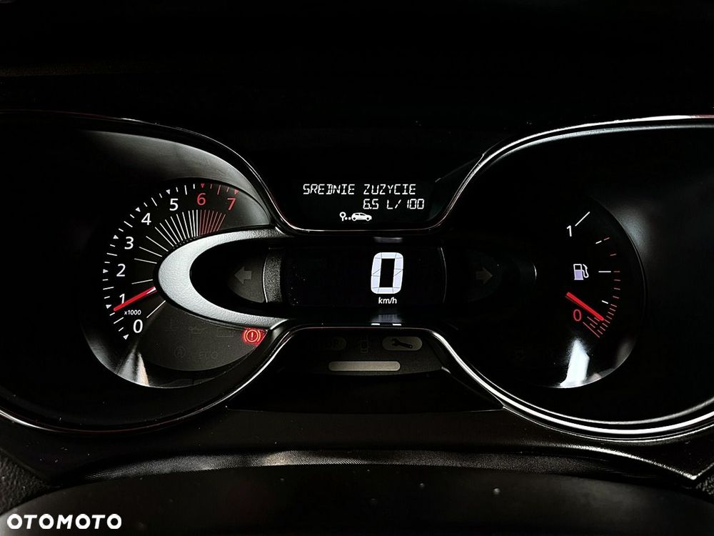 Renault Captur - 28