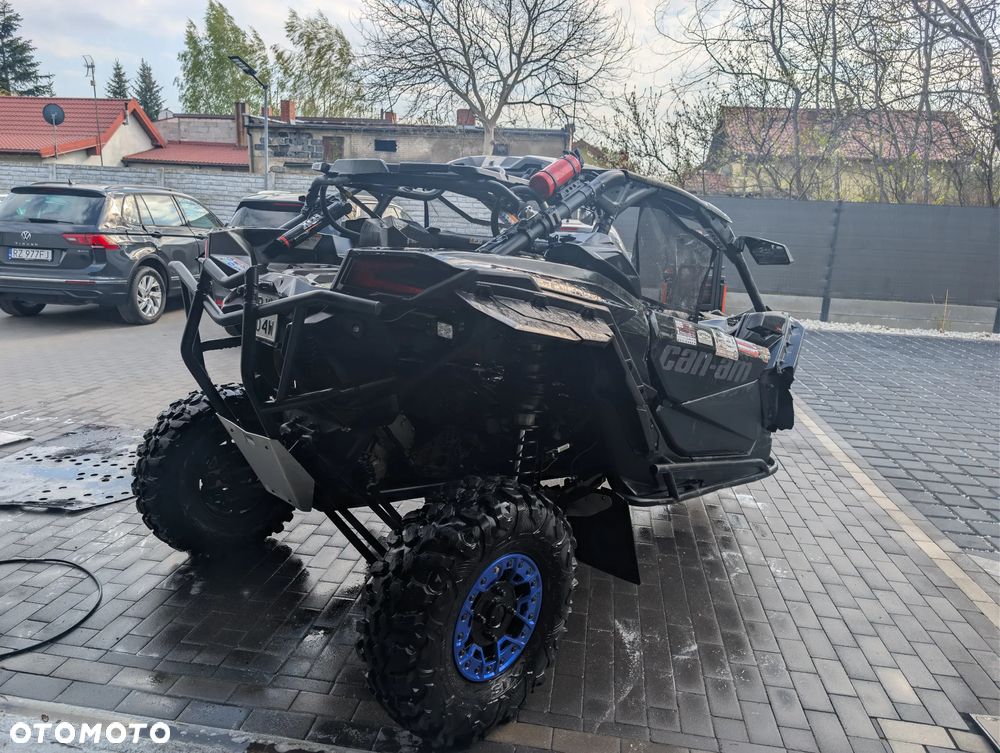 Can-Am Maverick - 10