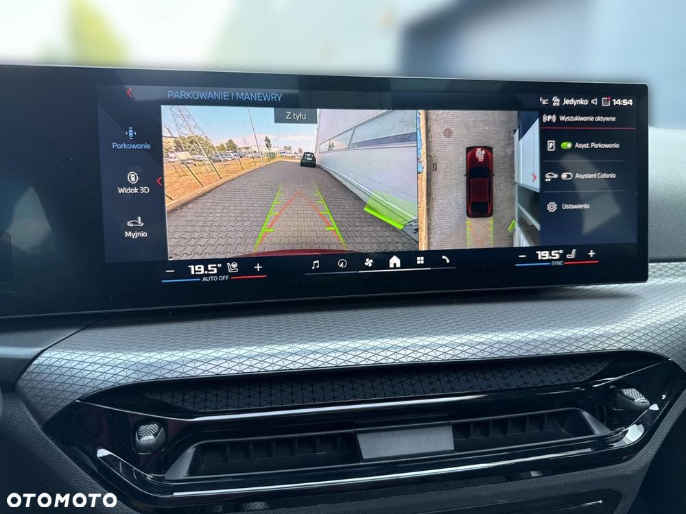 BMW i4 - 26