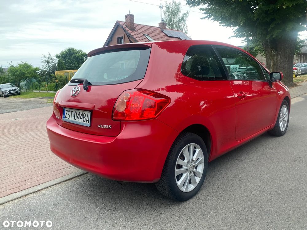 Toyota Auris - 15