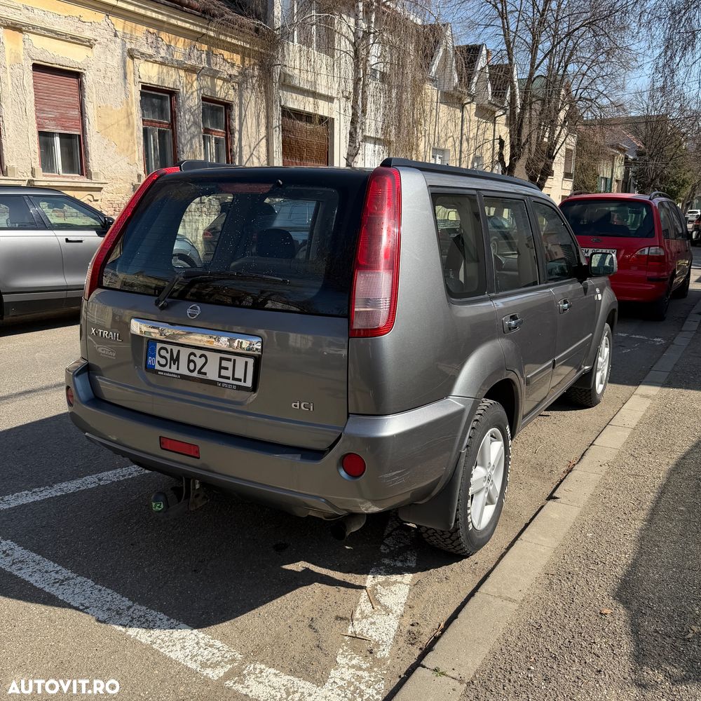 Nissan X-Trail 2.2 dCi Elegance - 2
