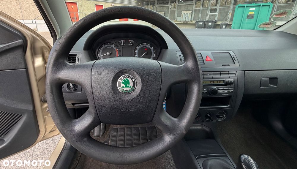 Skoda Fabia 1.4 16V Celebration - 6
