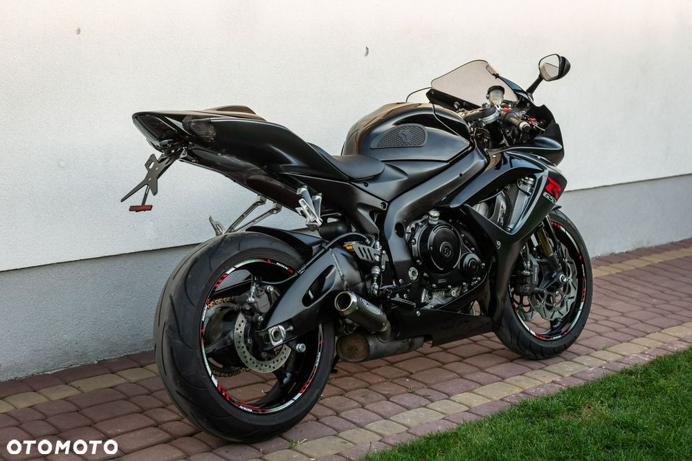 Suzuki GSX-R - 4