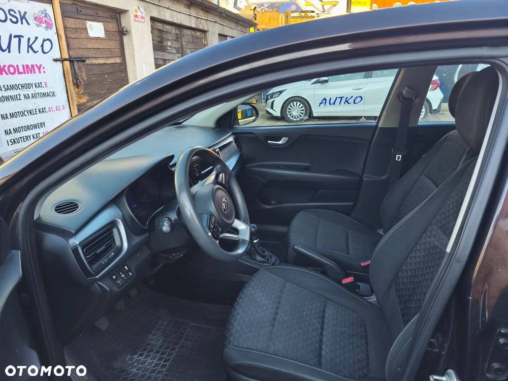 Kia Rio 1.2 M - 13
