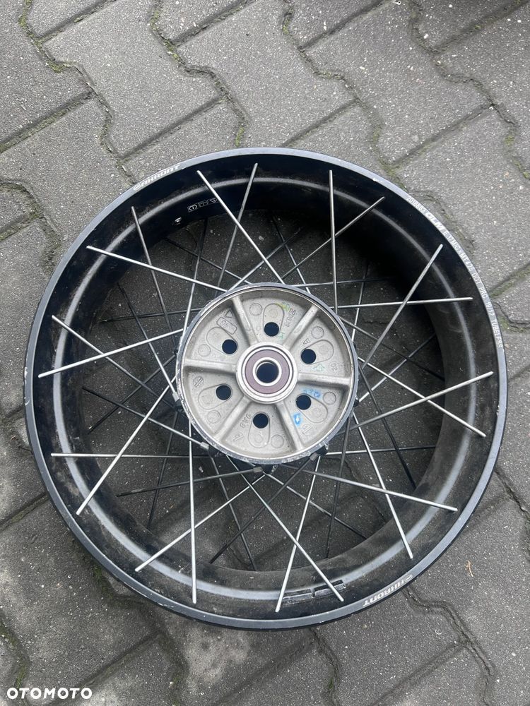 Felga tylna Triumph Tiger 900 - 1