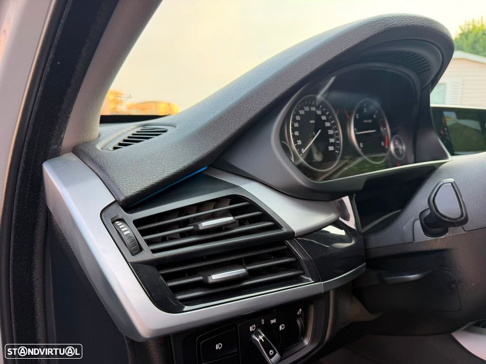 BMW X5 25 d sDrive Comfort 7L - 27
