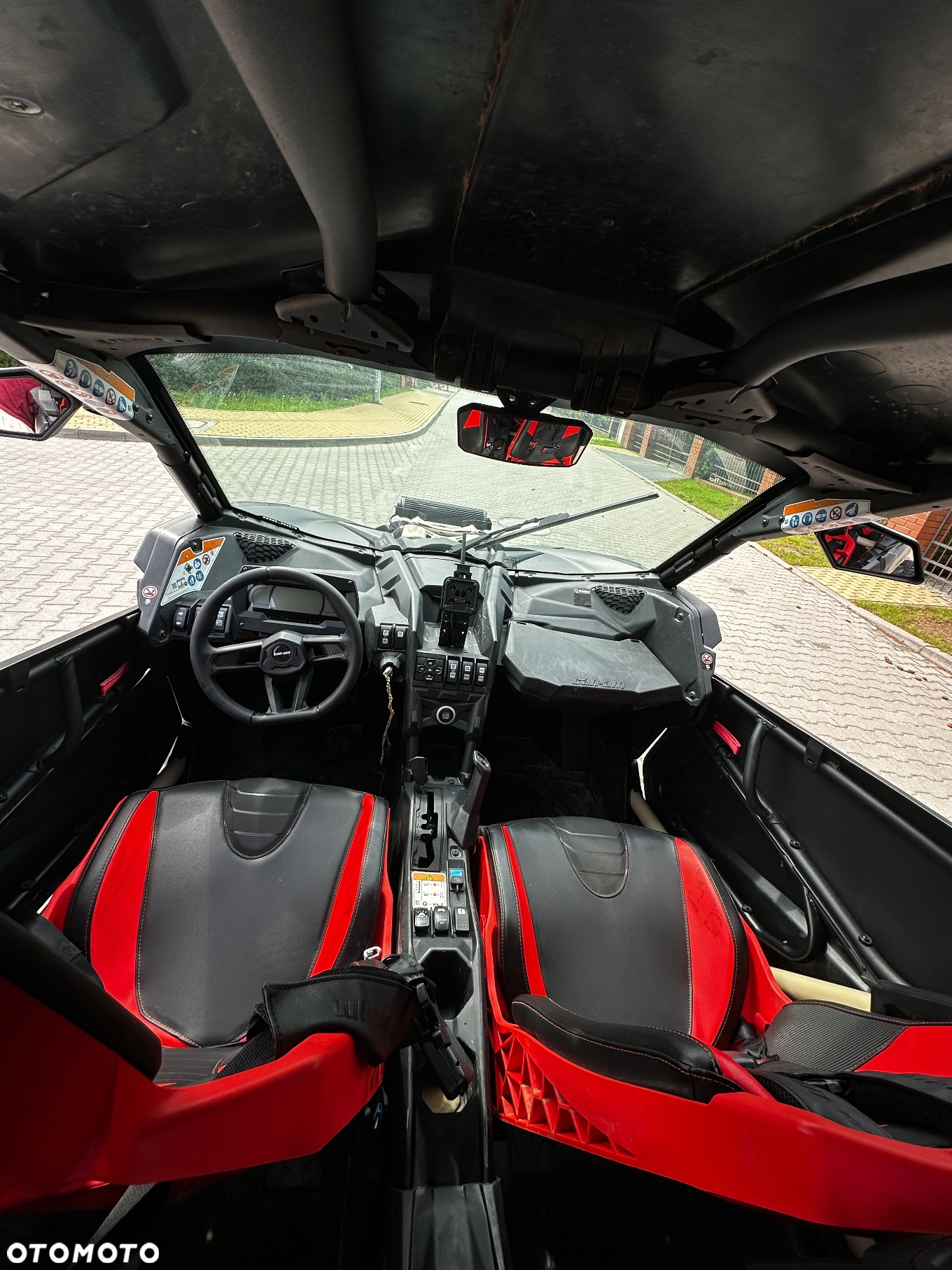 Can-Am Maverick - 9