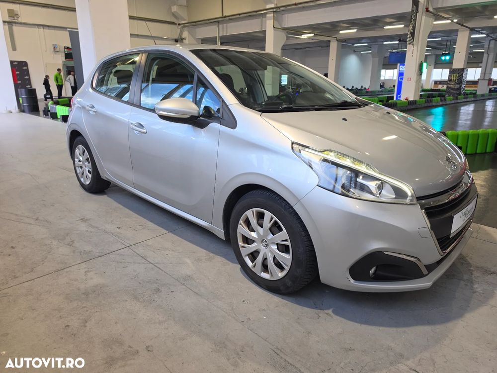 Peugeot 208 1.6 BlueHDi FAP Style - 4