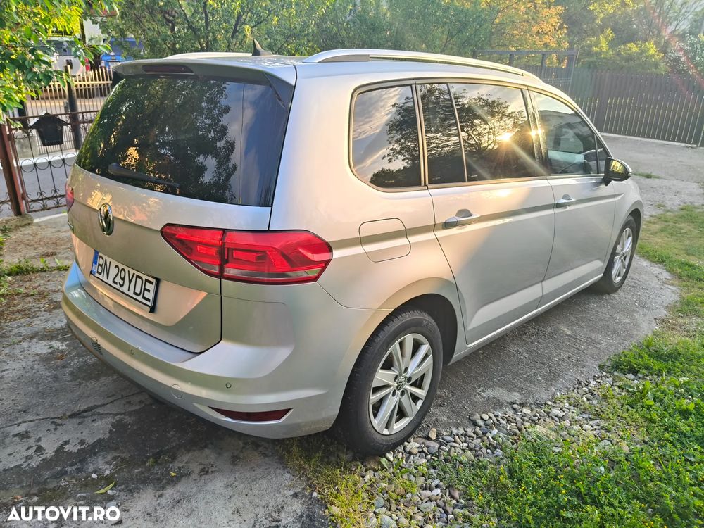 Volkswagen Touran - 2