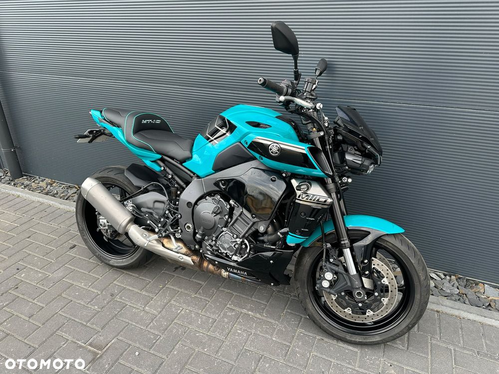 Yamaha MT - 6
