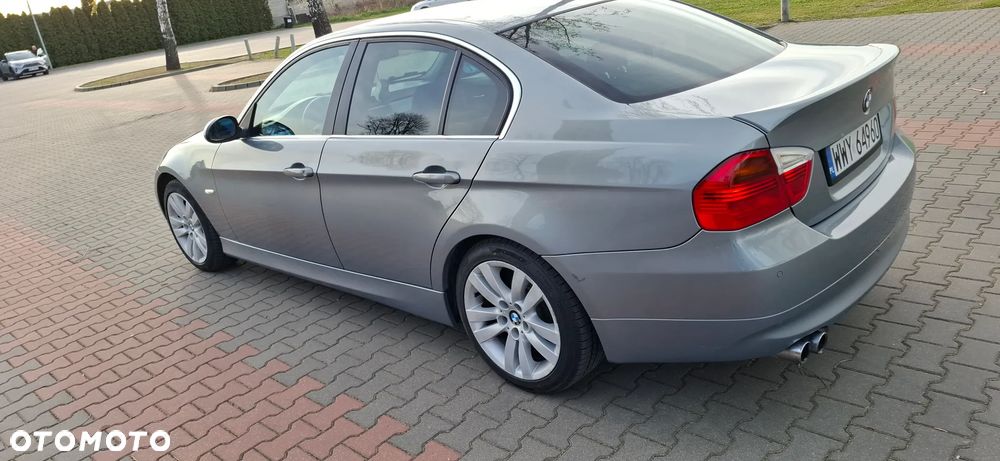 BMW Seria 3 330i - 6