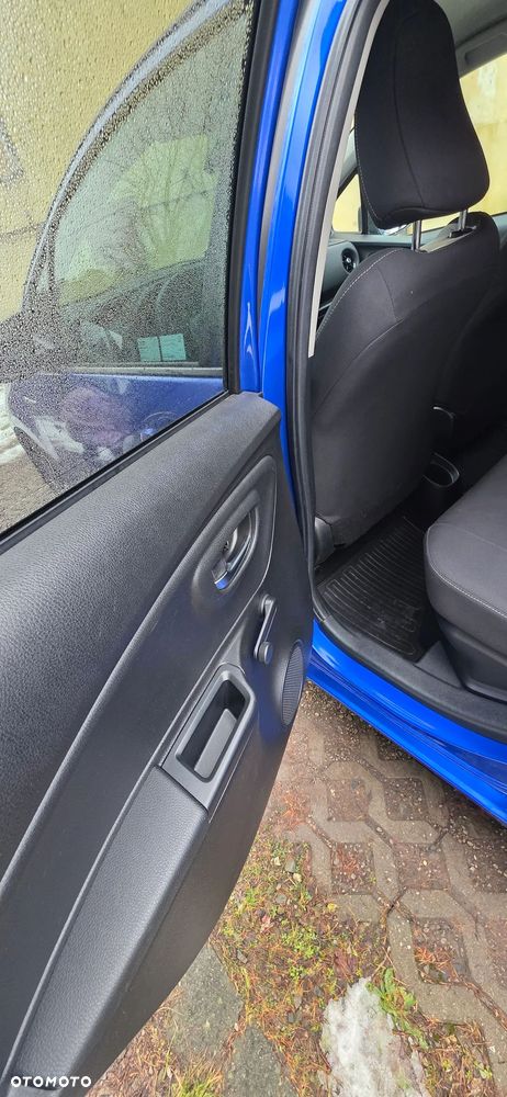 Toyota Yaris Hybrid 100 Dynamic EU6 - 23