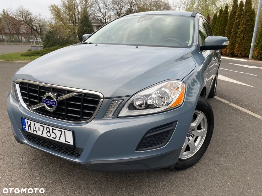 Volvo XC 60 D3 Momentum - 3
