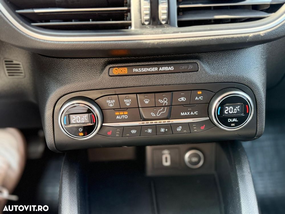 Ford Focus 1.0 EcoBoost Titanium - 15