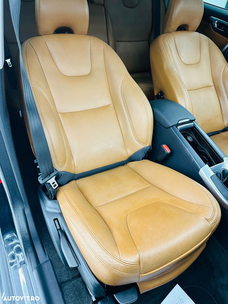 Volvo XC 60 D3 Kinetic - 24