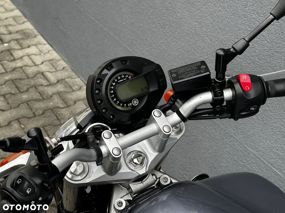 Yamaha FZ6 - 20