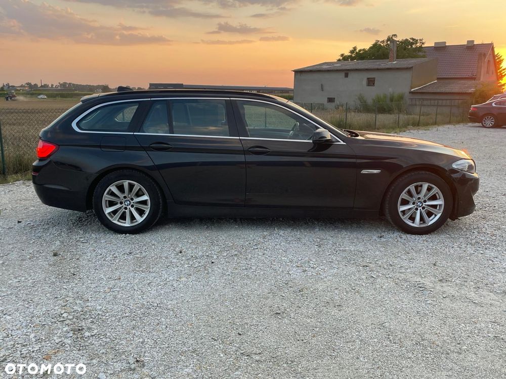 BMW Seria 5 520d Blue Performance - 2