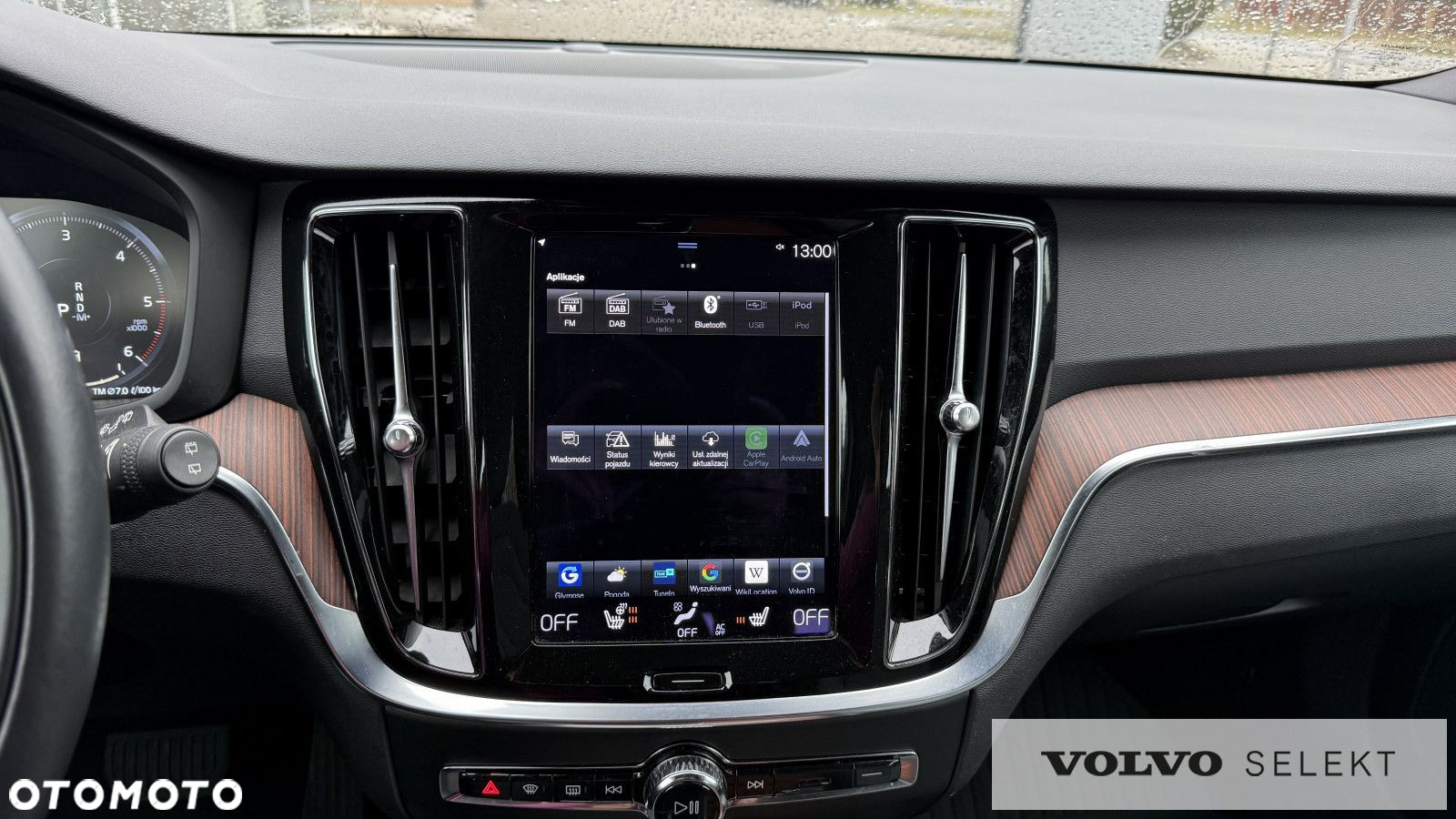 Volvo V60 Cross Country - 34