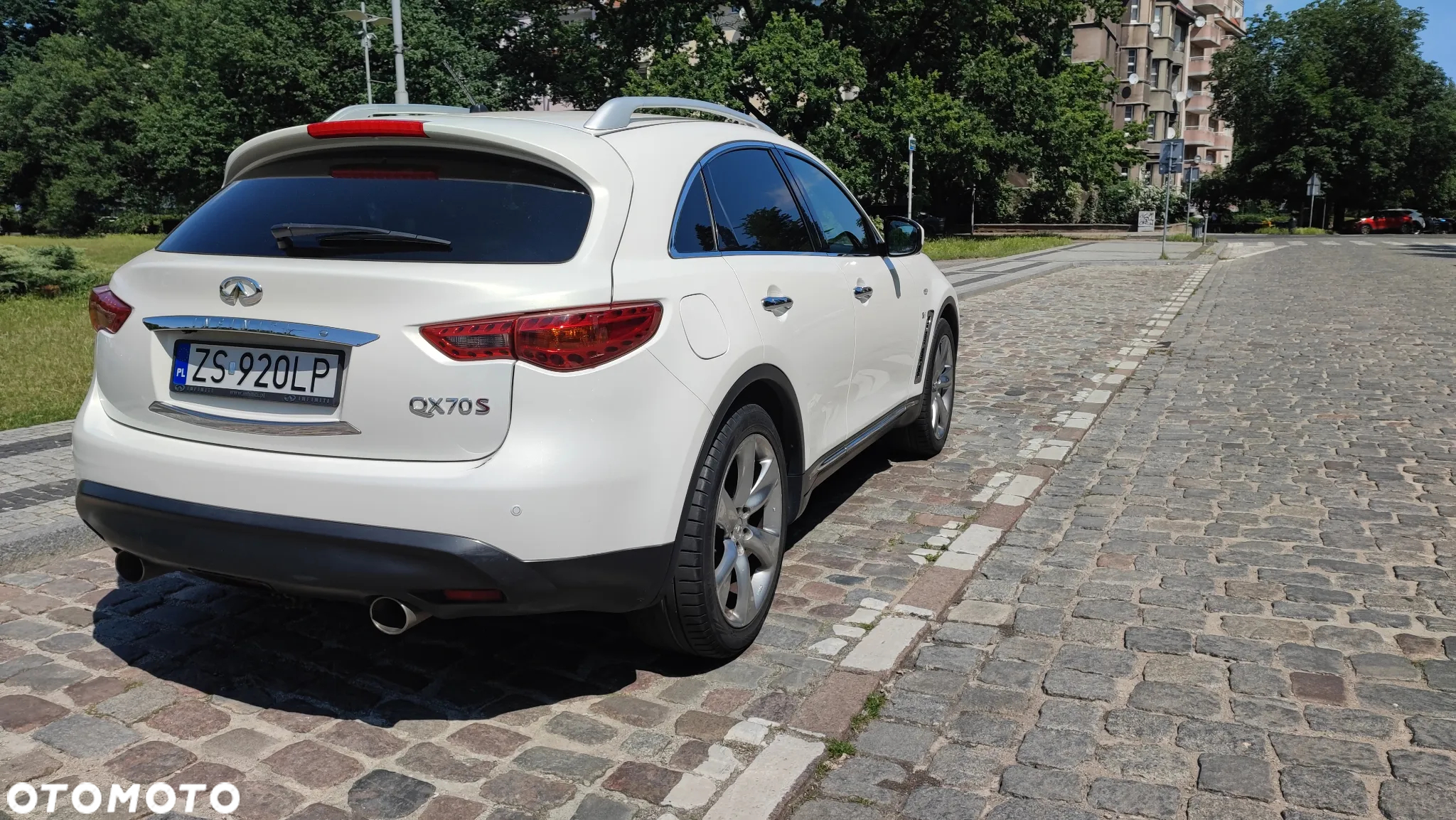 Infiniti Q70 3.7 S Premium - 5
