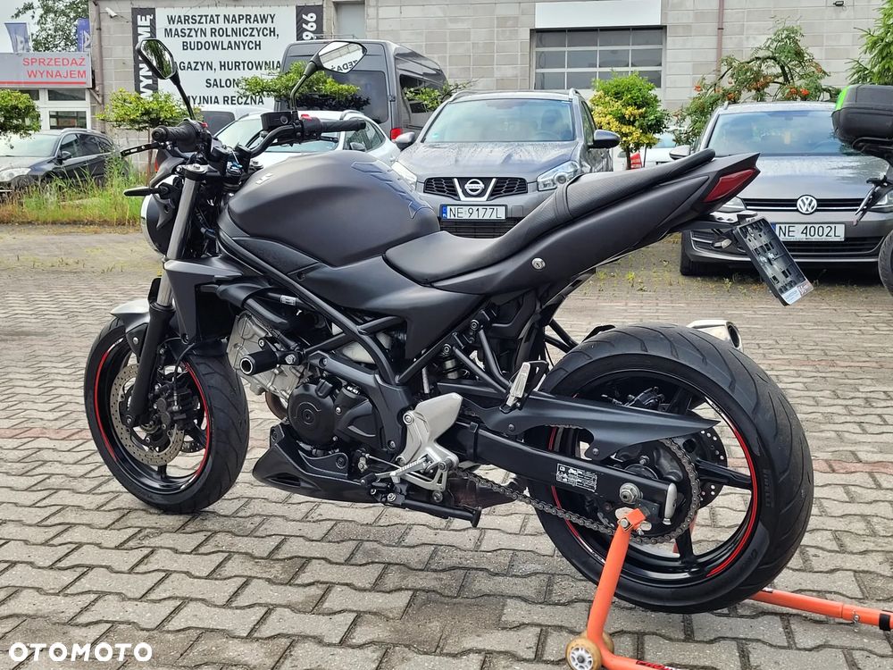 Suzuki SV - 15