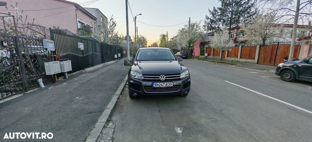 Volkswagen Touareg - 2