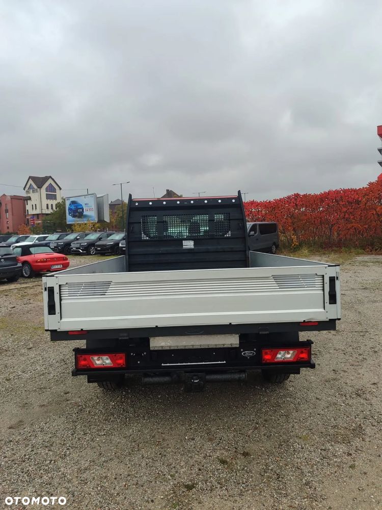 Ford Transit - 11