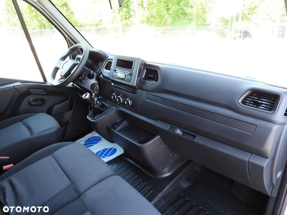 Renault MASTER  PLANDEKA 10 PALET WEBASTO TEMPOMAT LEDY PNEUMATYKA KLIMATYZACJA  165KM - 39