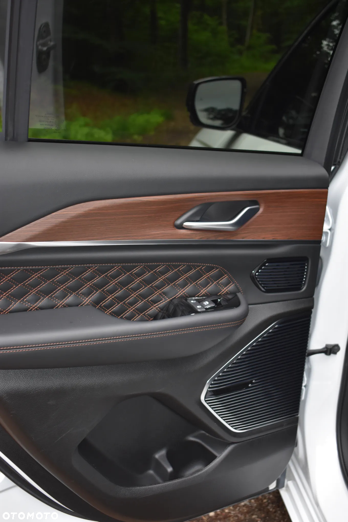 Jeep Grand Cherokee - 10