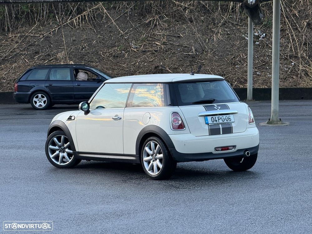 MINI 3 Portas Cooper D - 4