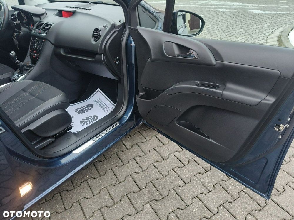 Opel Meriva - 22