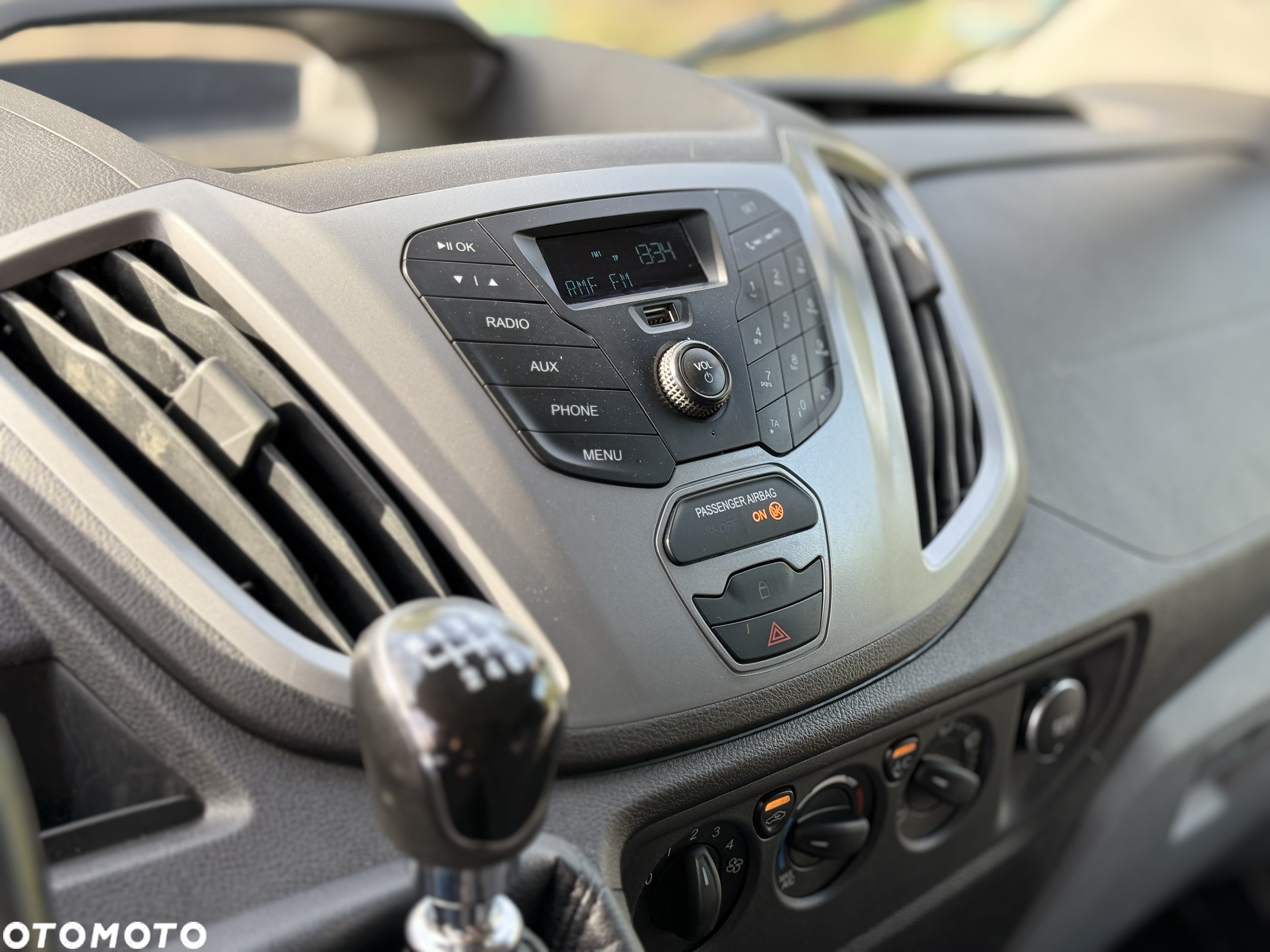 Ford Transit - 12