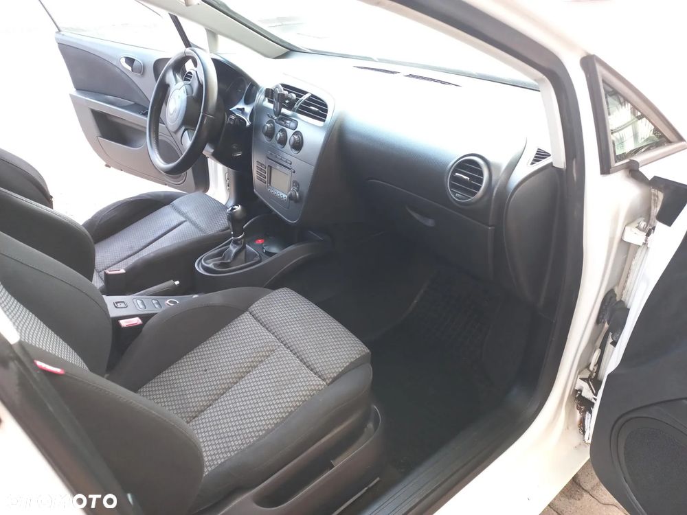 Seat Leon 1.6 Audience - 13