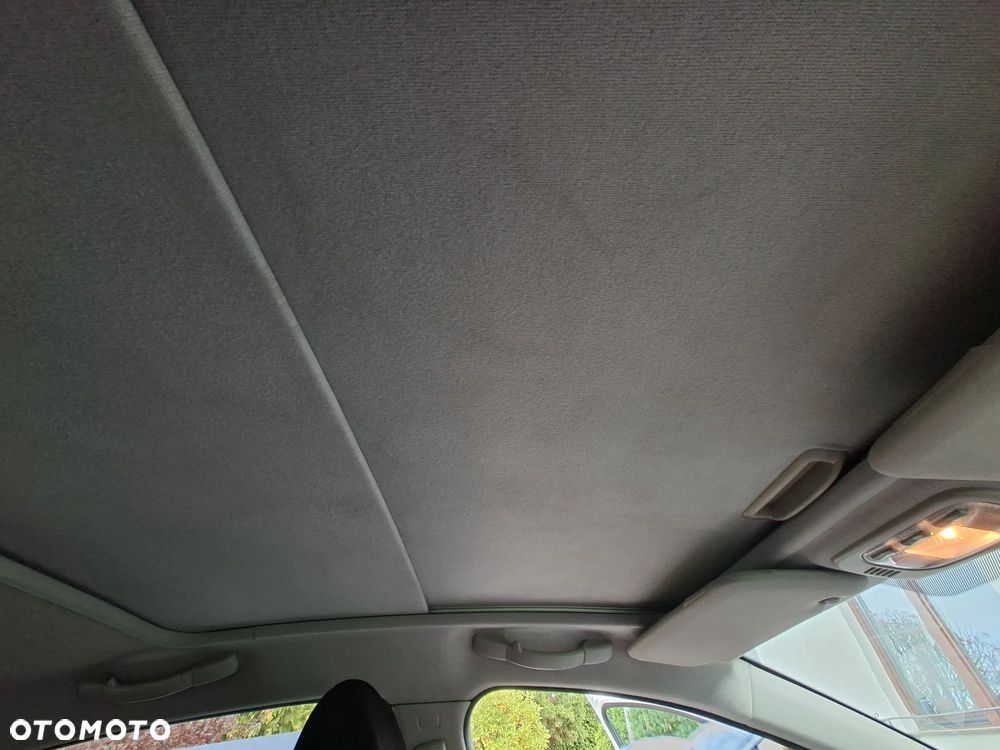 Peugeot 207 - 9