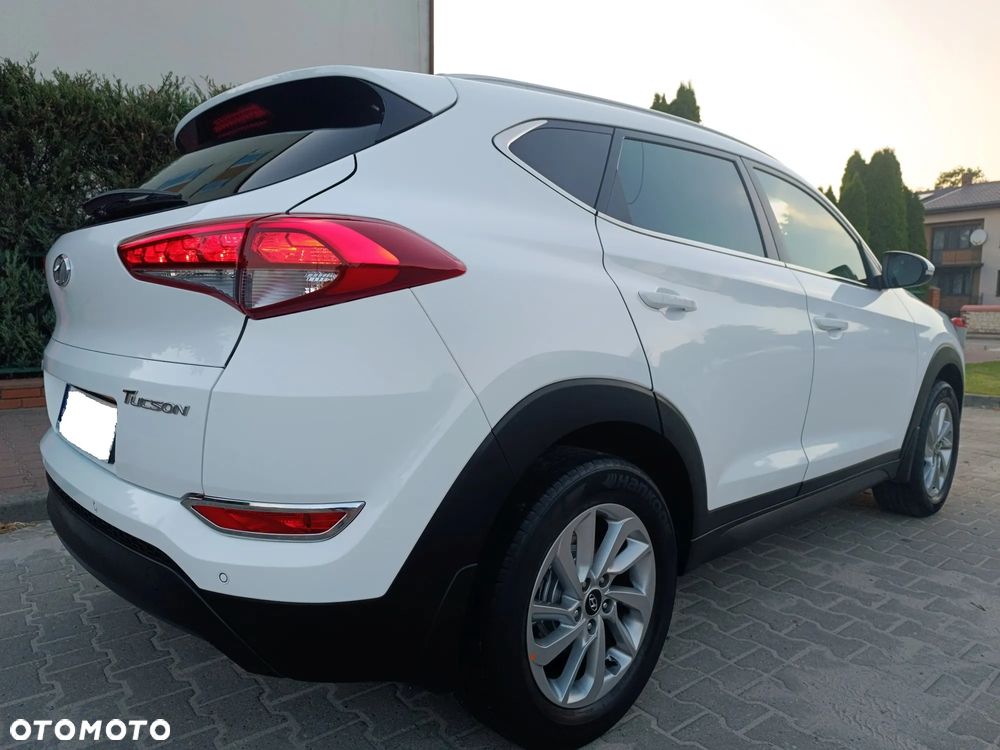 Hyundai Tucson 1.6 GDI BlueDrive Style 2WD - 23
