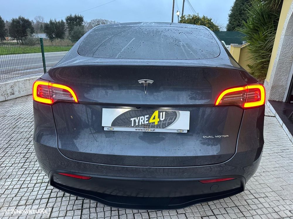 Tesla Model Y Long Range Tração Integral - 16
