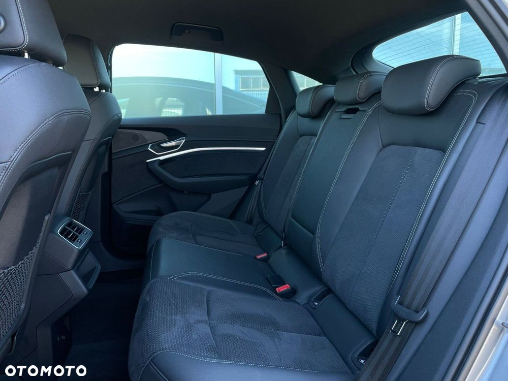 Audi e-tron Sportback - 13