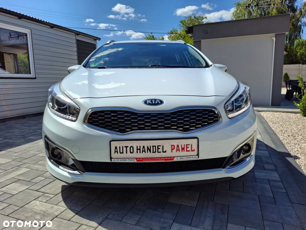 Kia Ceed 1.4 CVVT ISG Dream Team Edition - 13