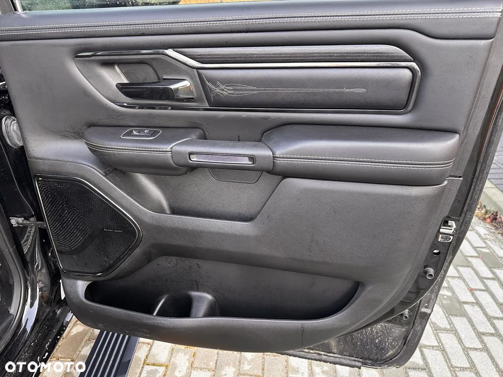 RAM 1500 Crew Cab Limited - 26